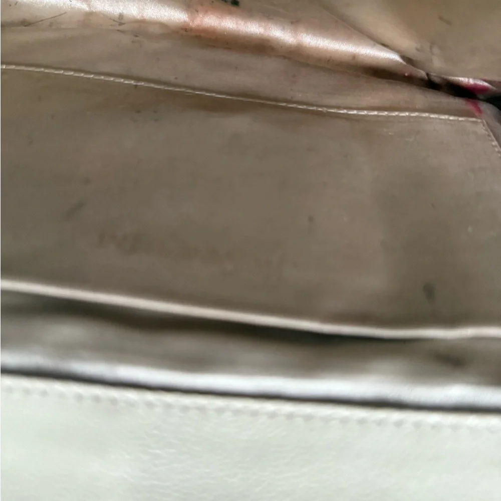 Yves Saint Laurent Cream Clutch - Picture 10 of 11